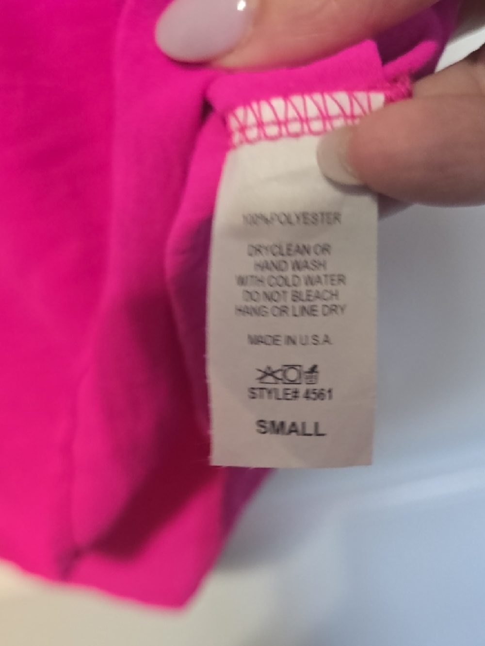 entro Bright Fuchsia V-Neck Short Sleeve Blouse - Picture 4 of 5